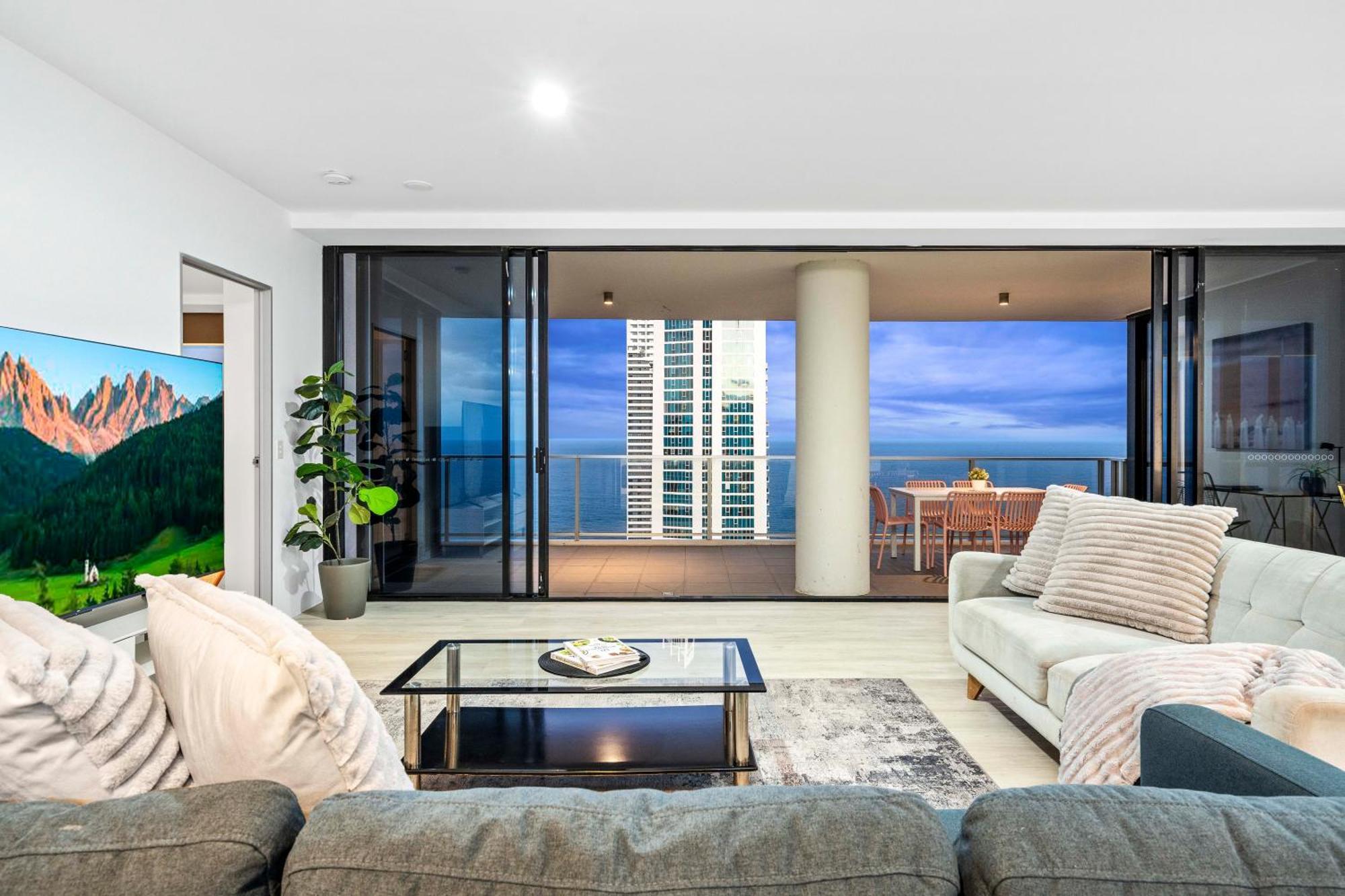 Ocean View Apartments With Balcony - Circle On Cavill - Central Location! - Self Contained & Privately Managed 黄金海岸 外观 照片