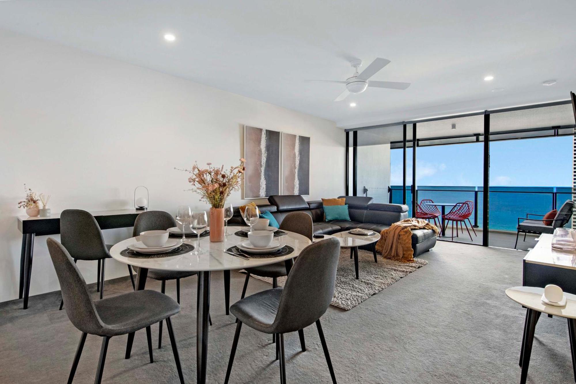 Ocean View Apartments With Balcony - Circle On Cavill - Central Location! - Self Contained & Privately Managed 黄金海岸 外观 照片
