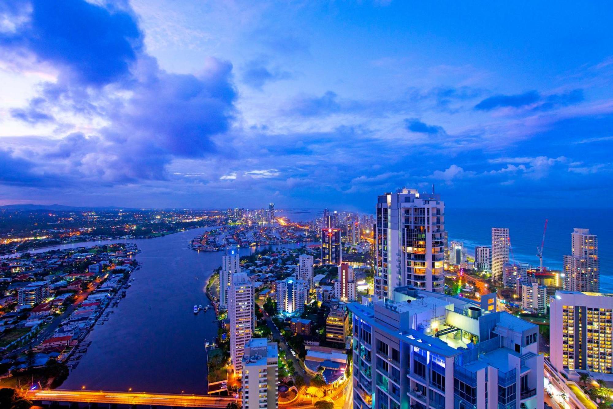 Ocean View Apartments With Balcony - Circle On Cavill - Central Location! - Self Contained & Privately Managed 黄金海岸 外观 照片